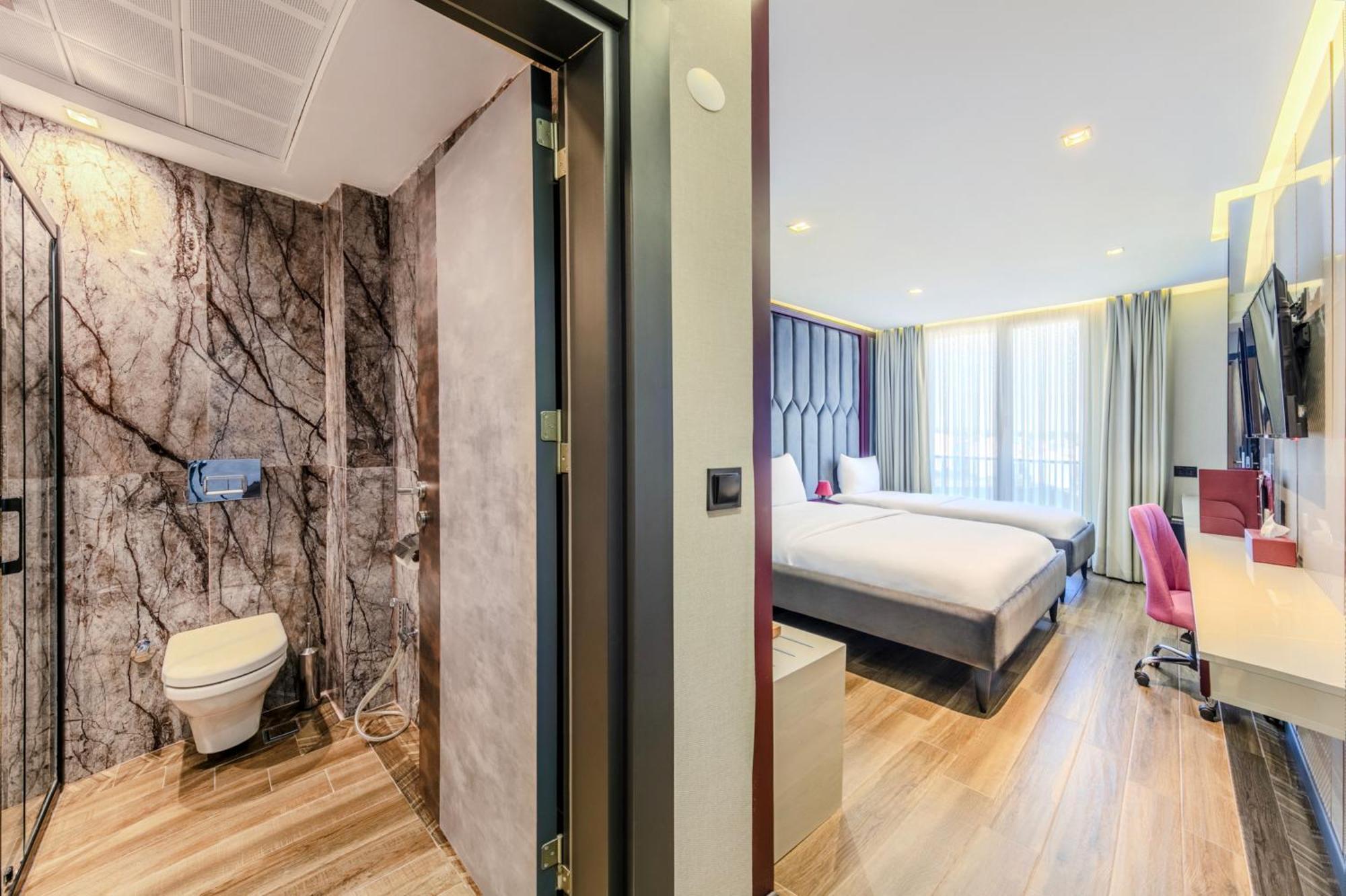 Heaven Premium Hotel Restaurant & Airport Shuttle Arnavutkoy Екстериор снимка