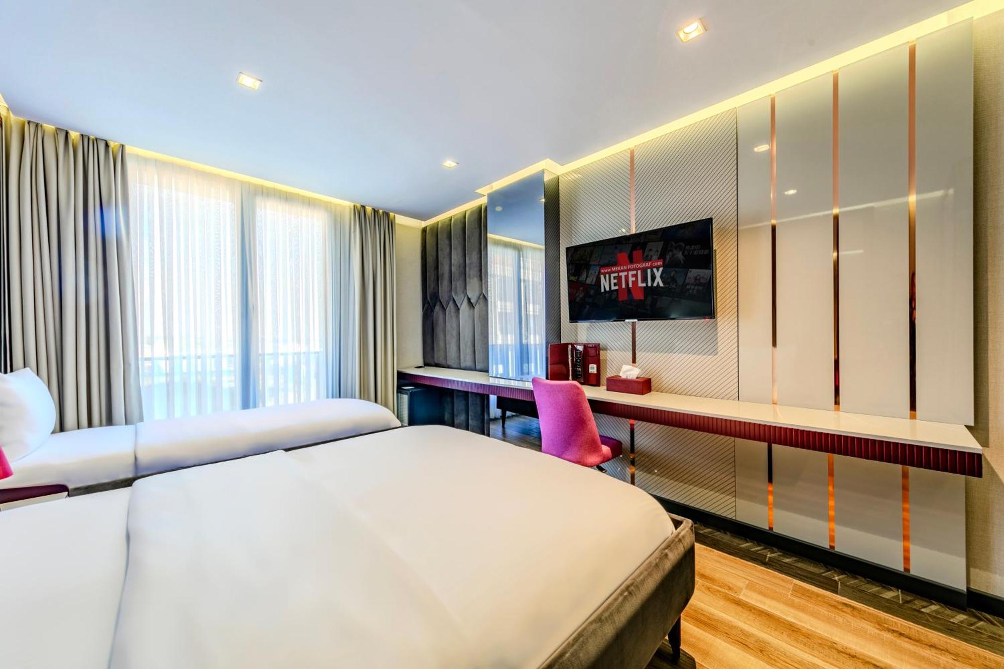 Heaven Premium Hotel Restaurant & Airport Shuttle Arnavutkoy Екстериор снимка