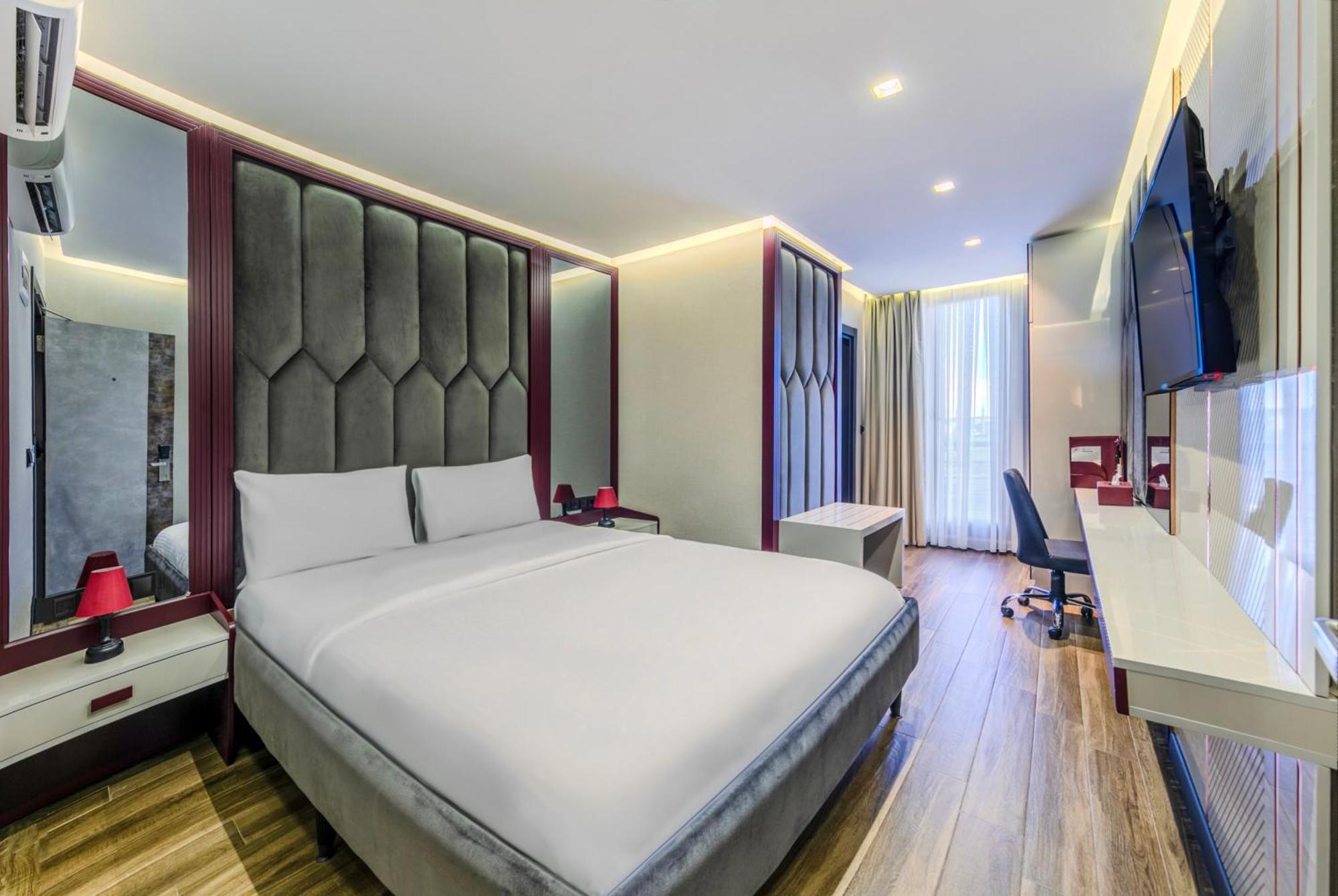 Heaven Premium Hotel Restaurant & Airport Shuttle Arnavutkoy Екстериор снимка